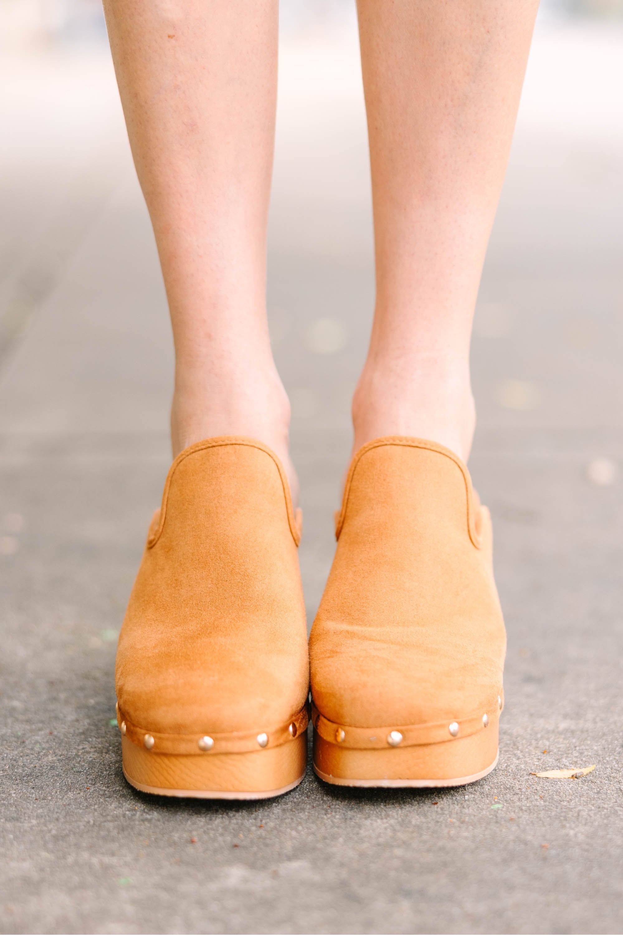 Feeling So Retro Camel Brown Clogs