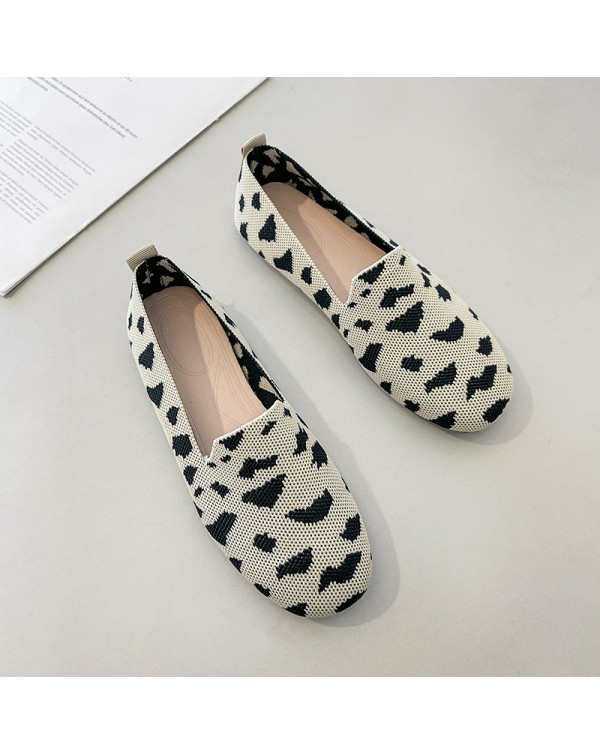 Large Knitted Single Shoes For Women's Spring And Autumn 2022 New Flying Weaving Flat Bottom Square Head Cloth Shoes Knitted Soft Sole Pregnant Women's Grandma's Shoes